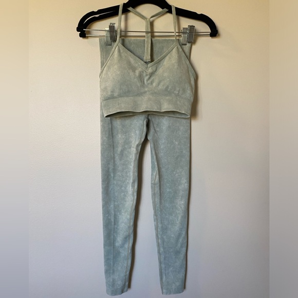 Smokey Sage Activewear Set - Small - Picture 4 of 12